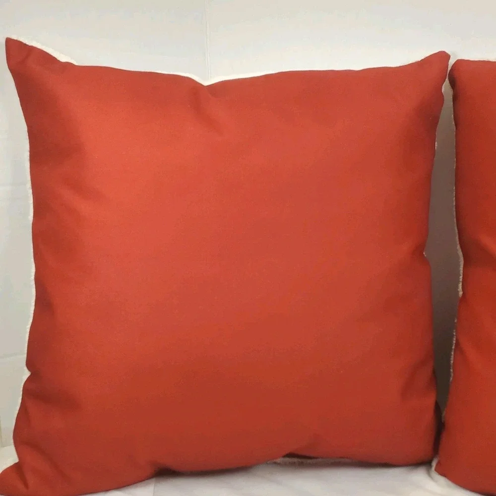 Christmas Throw Pillow Mickey Mouse & Minnie‎ Mouse Disney New with tags (2)